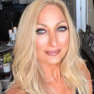 Meet your Posher, Billie